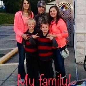 Meet your Posher, Stephanie